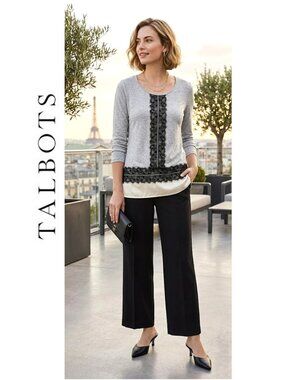 TALBOTS - Light gray T-shirt with front lace detailing